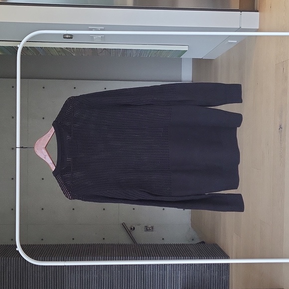 Zanerobe Sweater - Picture 5 of 5